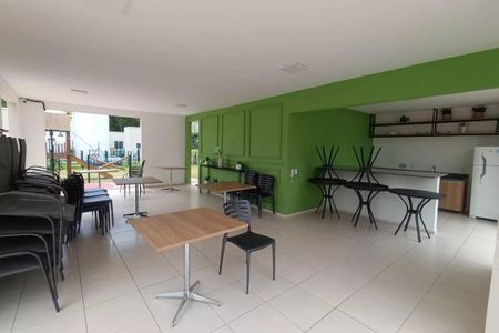 Apartamento para alugar com 42m², 2 quartos e sem vagaÁrea comum - Salão de festas