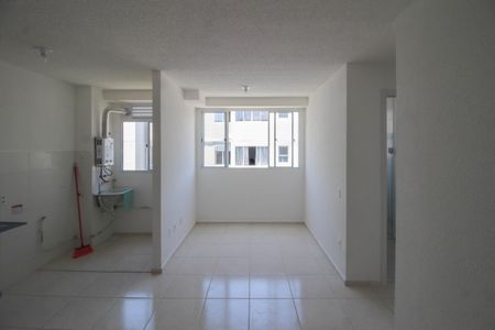 Sala de apartamento para alugar com 2 quartos, 42m² em Jardim Alvorada, Nova Iguaçu