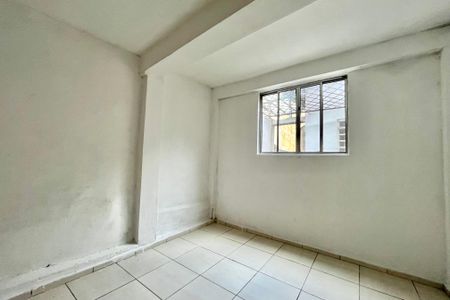 Casa para alugar com 100m², 2 quartos e 2 vagas Casa para alugar com 100m², 2 quartos e 2 vagasÁrea externa