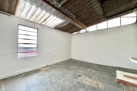 Casa para alugar com 100m², 2 quartos e 2 vagas Casa para alugar com 100m², 2 quartos e 2 vagasÁrea de Serviço