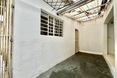 Casa para alugar com 100m², 2 quartos e 2 vagas Casa para alugar com 100m², 2 quartos e 2 vagasÁrea externa