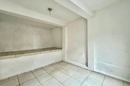 Casa para alugar com 100m², 2 quartos e 2 vagas Casa para alugar com 100m², 2 quartos e 2 vagasÁrea externa