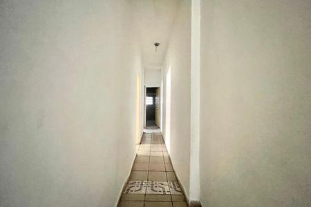 Casa para alugar com 100m², 2 quartos e 2 vagas Casa para alugar com 100m², 2 quartos e 2 vagasCorredor