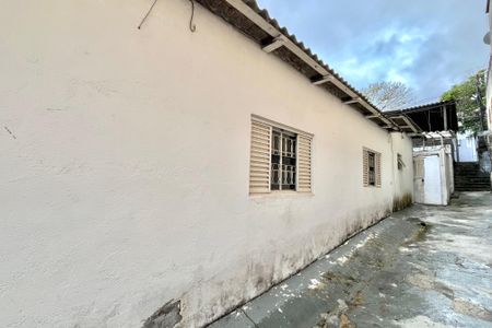 Casa para alugar com 100m², 2 quartos e 2 vagas Casa para alugar com 100m², 2 quartos e 2 vagasÁrea externa