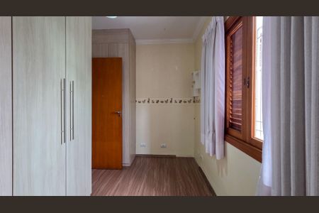 Casa à venda com 240m², 3 quartos e 4 vagas Casa à venda com 240m², 3 quartos e 4 vagasQuarto 2