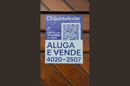 Casa à venda com 240m², 3 quartos e 4 vagas Casa à venda com 240m², 3 quartos e 4 vagasPlaca