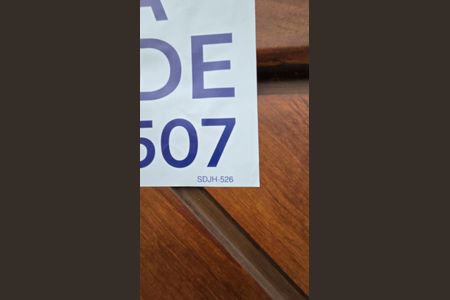 Casa à venda com 240m², 3 quartos e 4 vagas Casa à venda com 240m², 3 quartos e 4 vagasSDJH-526