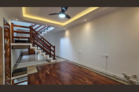 Sala de casa à venda com 3 quartos, 240m² em Jardim Palmares (zona Sul), São Paulo