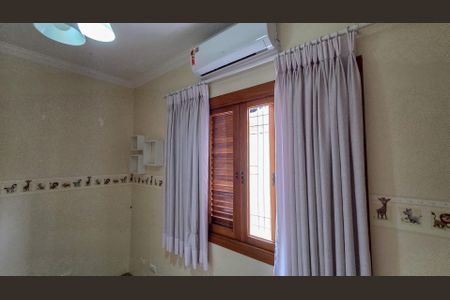 Casa à venda com 240m², 3 quartos e 4 vagas Casa à venda com 240m², 3 quartos e 4 vagasQuarto 2