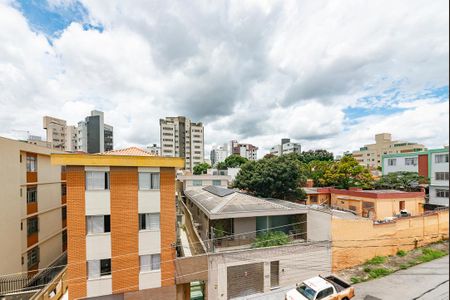 Apartamento à venda com 197m², 4 quartos e 2 vagasQuarto 2
