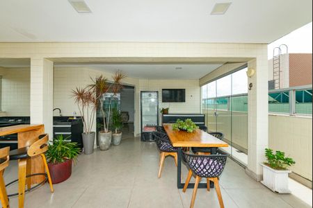 Apartamento à venda com 197m², 4 quartos e 2 vagasVaranda gourmet