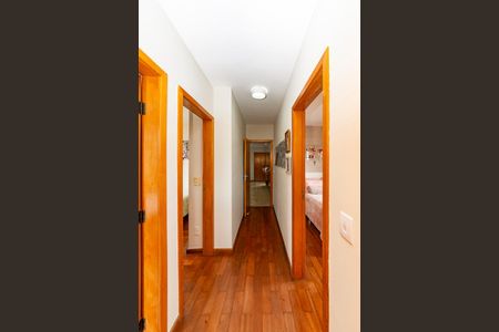 Apartamento à venda com 197m², 4 quartos e 2 vagasCorredor