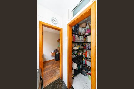 Apartamento à venda com 197m², 4 quartos e 2 vagasQuarto de Serviço