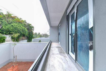 Casa de condomínio à venda com 534m², 3 quartos e 4 vagas Casa de condomínio à venda com 534m², 3 quartos e 4 vagasVaranda da Suíte 1