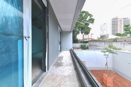 Casa de condomínio à venda com 534m², 3 quartos e 4 vagas Casa de condomínio à venda com 534m², 3 quartos e 4 vagasVaranda da Suíte 1