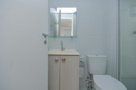 Apartamento para alugar com 70m², 3 quartos e 1 vaga Apartamento para alugar com 70m², 3 quartos e 1 vagaBanheiro da Suíte