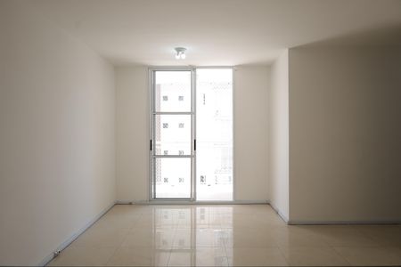 Apartamento para alugar com 3 quartos, 68m² em Jardim Prudência, São Paulo
