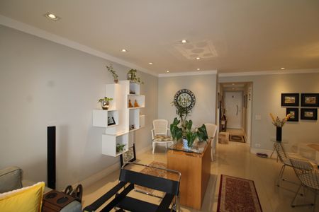 Apartamento à venda com 110m², 3 quartos e 2 vagasSala