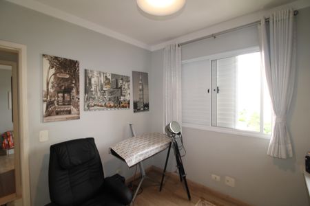 Apartamento à venda com 110m², 3 quartos e 2 vagasQuarto 2