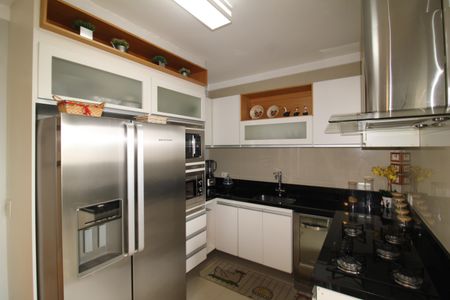 Apartamento à venda com 110m², 3 quartos e 2 vagasCozinha