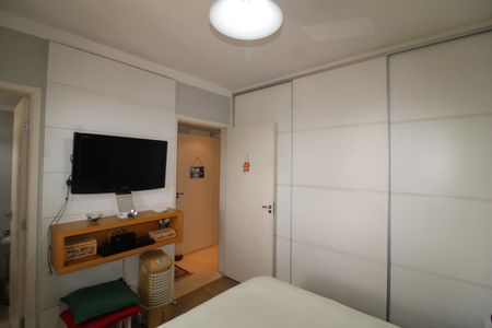 Apartamento à venda com 110m², 3 quartos e 2 vagasQuarto 1