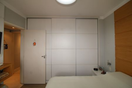 Apartamento à venda com 110m², 3 quartos e 2 vagasQuarto 1