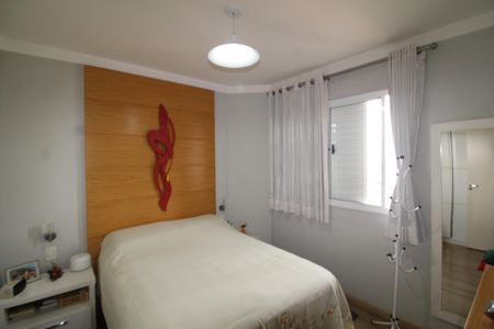 Apartamento à venda com 110m², 3 quartos e 2 vagasQuarto 1