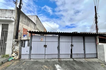 Casa para alugar com 35m², 1 quarto e sem vaga Casa para alugar com 35m², 1 quarto e sem vagaFachada