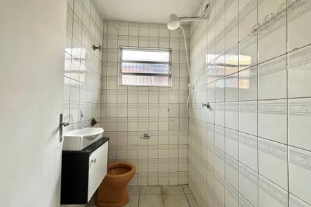 Banheiro de casa para alugar com 1 quarto, 35m² em Vila do Encontro, São Paulo