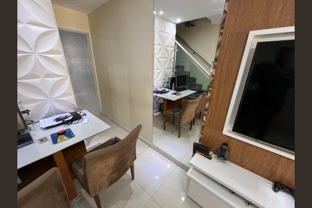 Casa à venda com 66m², 2 quartos e 1 vaga Casa à venda com 66m², 2 quartos e 1 vagaSala