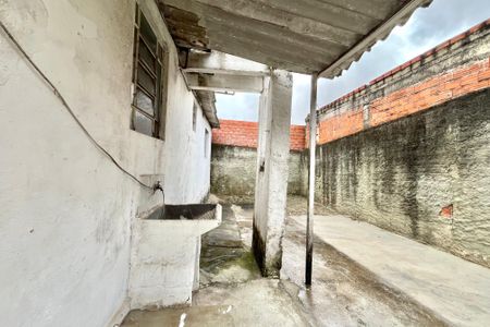 Casa para alugar com 30m², 1 quarto e sem vaga Casa para alugar com 30m², 1 quarto e sem vagaÁrea de Serviço