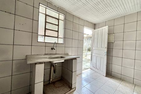 Casa para alugar com 30m², 1 quarto e sem vaga Casa para alugar com 30m², 1 quarto e sem vagaCozinha