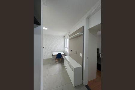 Sala de apartamento para alugar com 2 quartos, 45m² em Estância Jaraguá, São Paulo