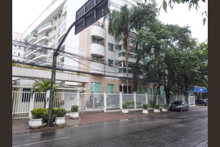 Apartamento à venda com 110m², 3 quartos e 2 vagasFachada