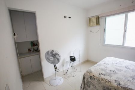 Apartamento à venda com 110m², 3 quartos e 2 vagasQuarto 3