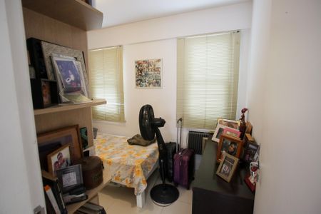 Apartamento à venda com 110m², 3 quartos e 2 vagasQuarto 2