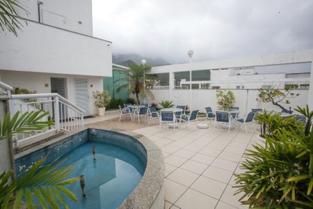 Apartamento à venda com 110m², 3 quartos e 2 vagasEspaço da piscina