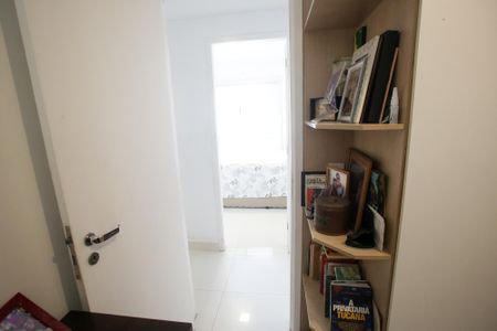 Apartamento à venda com 110m², 3 quartos e 2 vagasQuarto 2