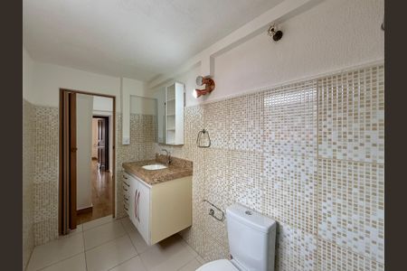 Casa para alugar com 102m², 2 quartos e 1 vaga Casa para alugar com 102m², 2 quartos e 1 vagaBanheiro 1