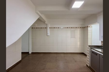 Casa para alugar com 102m², 2 quartos e 1 vaga Casa para alugar com 102m², 2 quartos e 1 vagaCozinha