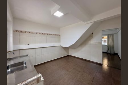 Casa para alugar com 102m², 2 quartos e 1 vaga Casa para alugar com 102m², 2 quartos e 1 vagaCozinha