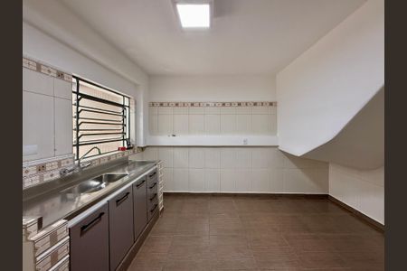 Casa para alugar com 102m², 2 quartos e 1 vaga Casa para alugar com 102m², 2 quartos e 1 vagaCozinha