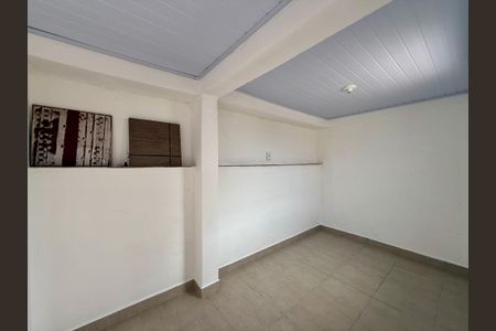 Casa para alugar com 102m², 2 quartos e 1 vaga Casa para alugar com 102m², 2 quartos e 1 vagaQuarto de Serviço
