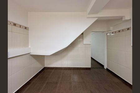 Casa para alugar com 102m², 2 quartos e 1 vaga Casa para alugar com 102m², 2 quartos e 1 vagaCozinha