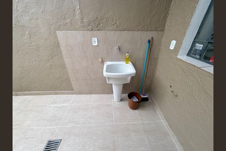 Casa para alugar com 102m², 2 quartos e 1 vaga Casa para alugar com 102m², 2 quartos e 1 vagaÁrea de Serviço