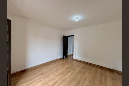 Casa para alugar com 102m², 2 quartos e 1 vaga Casa para alugar com 102m², 2 quartos e 1 vagaQuarto 1