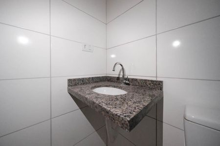 Apartamento para alugar com 35m², 2 quartos e sem vagaBanheiro