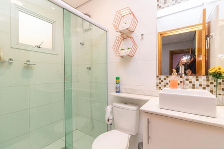 Casa de condomínio para alugar com 60m², 2 quartos e sem vagaBanheiro da Suíte