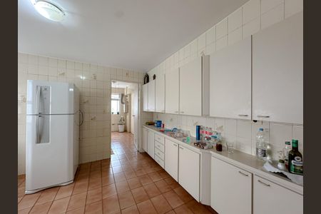 Apartamento à venda com 170m², 4 quartos e 2 vagasCozinha