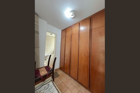 Apartamento à venda com 170m², 4 quartos e 2 vagasQuarto de Serviço